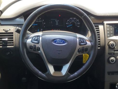 Used 2018 Ford Flex SE image 22