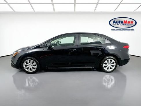 Used 2024 Toyota Corolla LE image 8