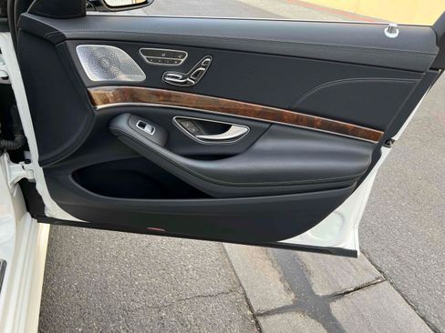 Used 2015 Mercedes-Benz S 550 Sedan image 53
