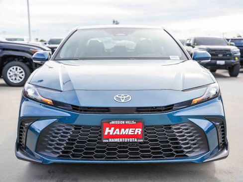 New 2026 Toyota Camry SE image 2