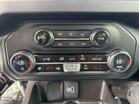 Used 2024 Ford Bronco Raptor w/ Interior Carbon Fiber Pack 6 AWD/4WD image 17
