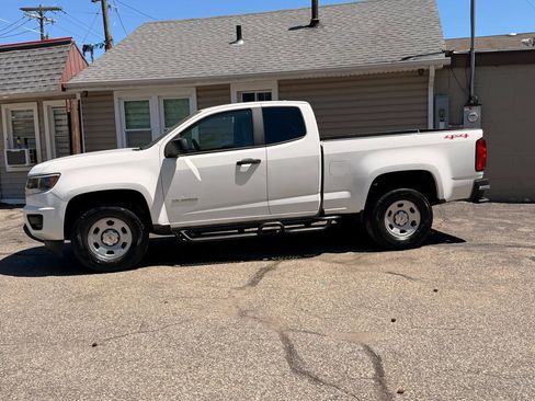 Used 2016 Chevrolet Colorado W/T w/ WT Convenience Package AWD/4WD image 3