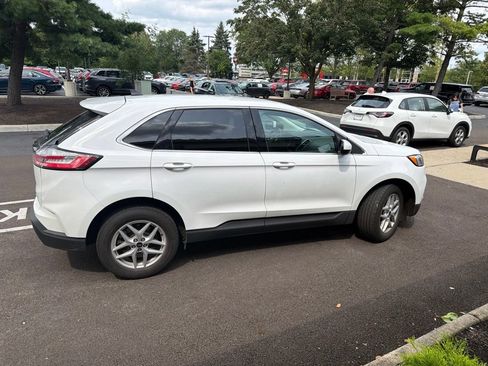 Used 2023 Ford Edge SEL w/ Convenience Package AWD/4WD image 4