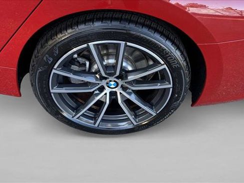 Used 2021 BMW 330i xDrive Sedan w/ Convenience Package image 9