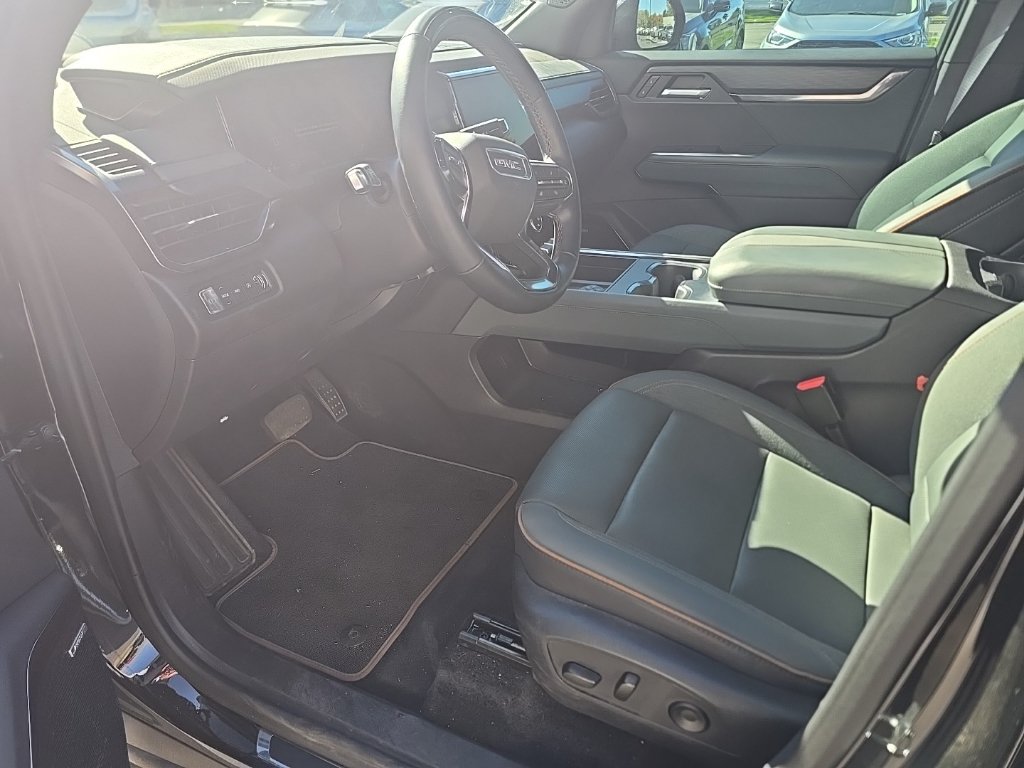 Used 2025 GMC Acadia AT4 w/ Super Cruise Package AWD/4WD image 20