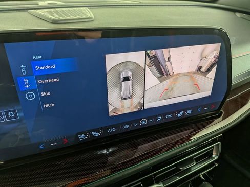 New 2026 Chevrolet Traverse RS image 27