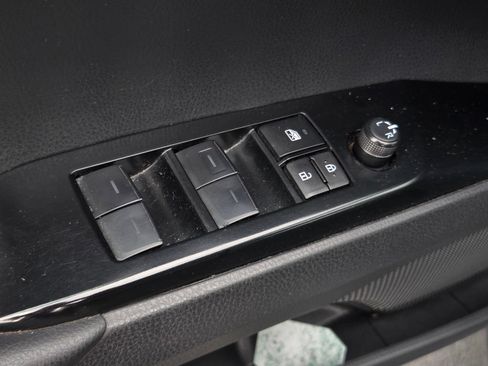 Used 2025 Toyota Camry SE w/ Multimedia Upgrade Package FWD image 10