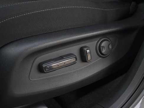 Used 2026 Honda CR-V EX image 12