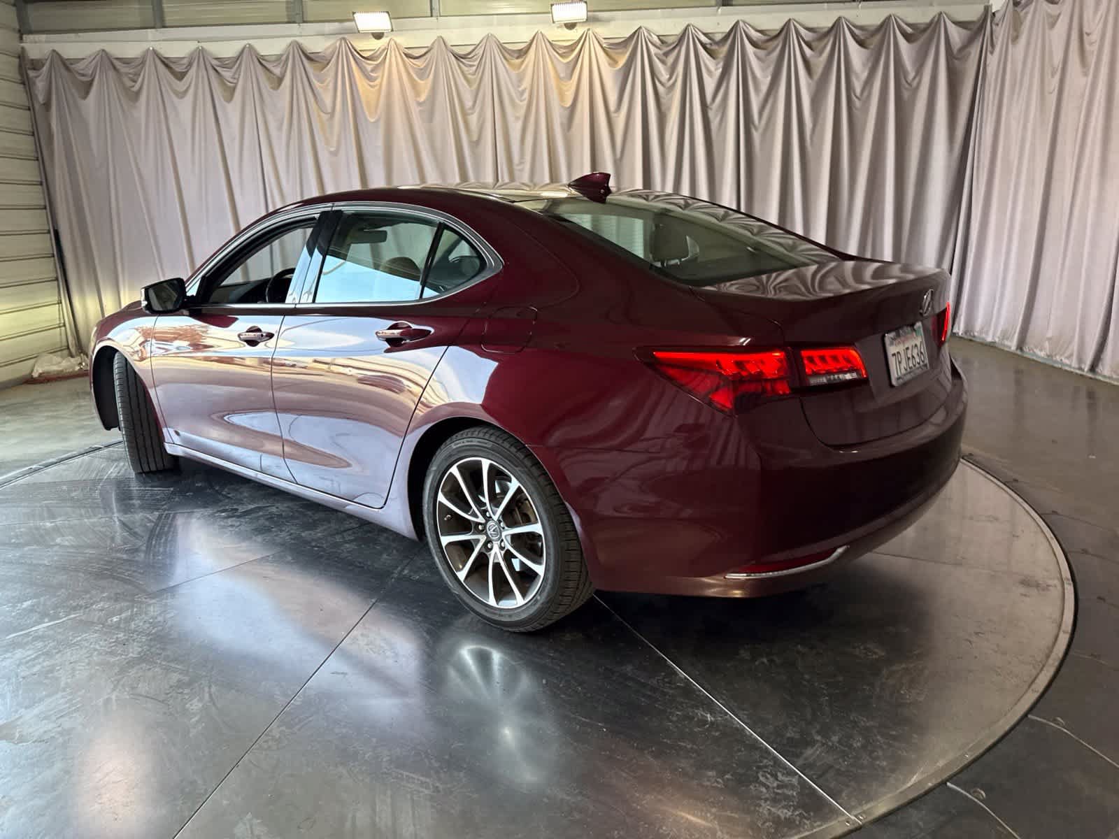 Used 2015 Acura TLX w/ Technology Package FWD image 5