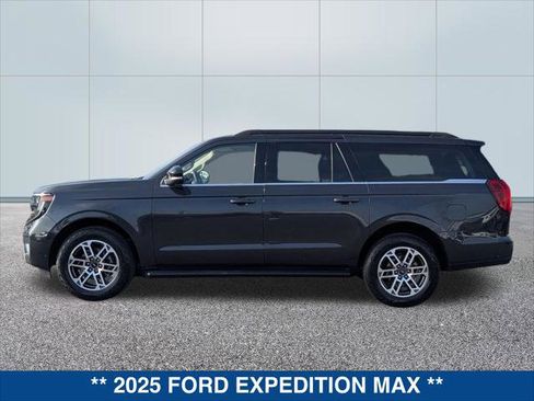Used 2025 Ford Expedition Max Active image 2
