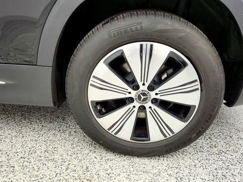 Used 2024 Mercedes-Benz EQB 300 4MATIC image 9