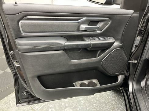 Used 2019 RAM 1500 Big Horn AWD/4WD image 8