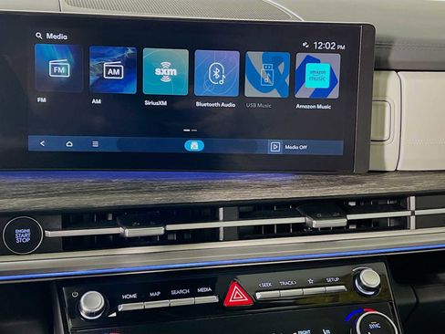 Used 2025 Hyundai Santa Fe Calligraphy image 15