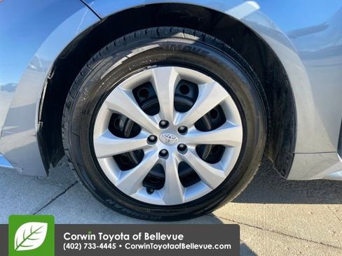 Used 2024 Toyota Corolla LE image 25