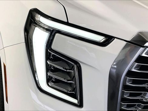 Used 2026 GMC Yukon XL Denali w/ Sun & Power Step Package image 52