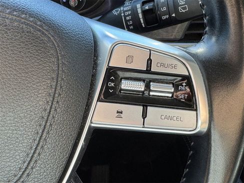 Used 2022 Kia Telluride EX w/ EX Premium Package image 16