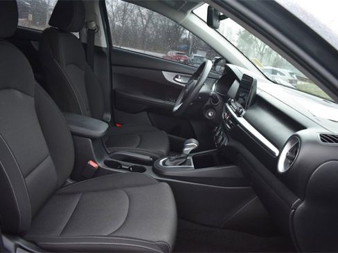 Certified 2023 Kia Forte LXS image 12