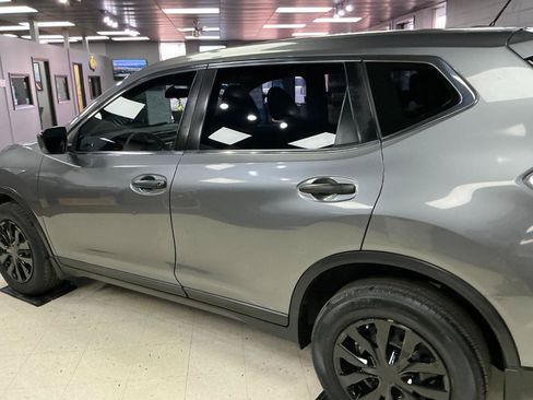 Used 2016 Nissan Rogue S AWD/4WD image 31