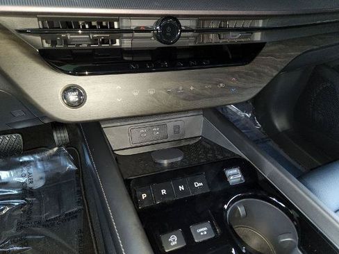 Certified 2026 Nissan Murano SV AWD/4WD image 21