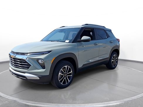 New 2026 Chevrolet TrailBlazer LT w/ Driver Confidence Package AWD/4WD image 4