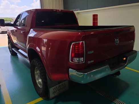 Used 2016 RAM 3500 Laramie AWD/4WD image 3