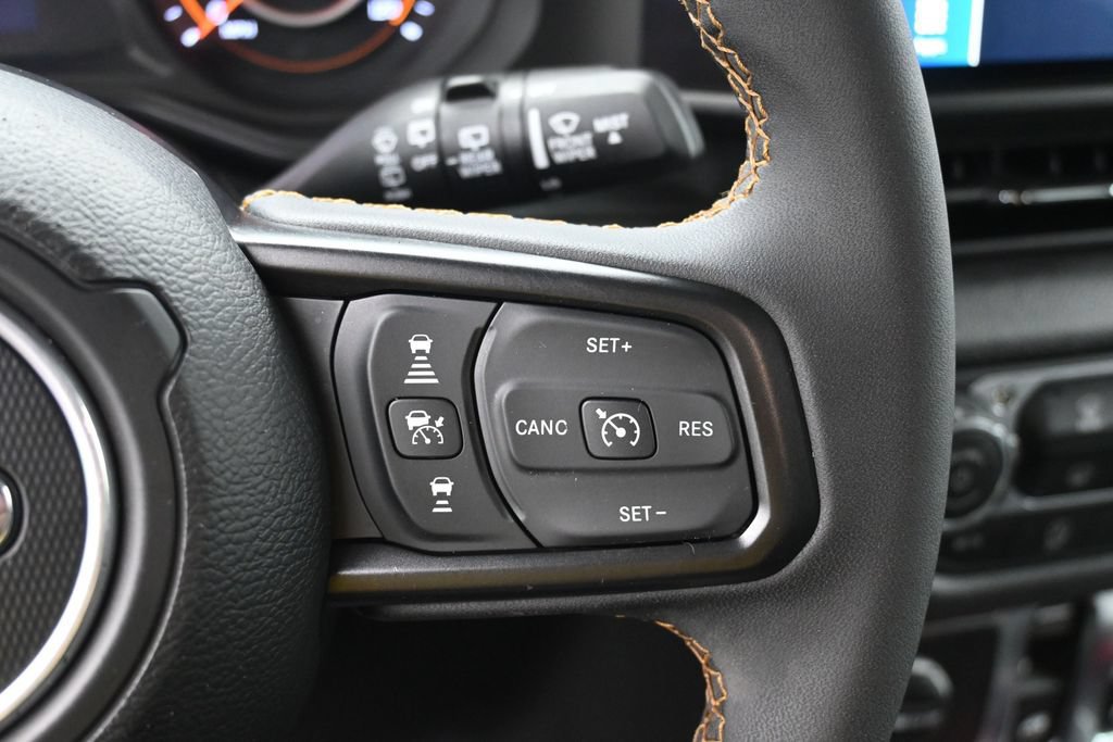 Used 2024 Jeep Wrangler Sport AWD/4WD image 9