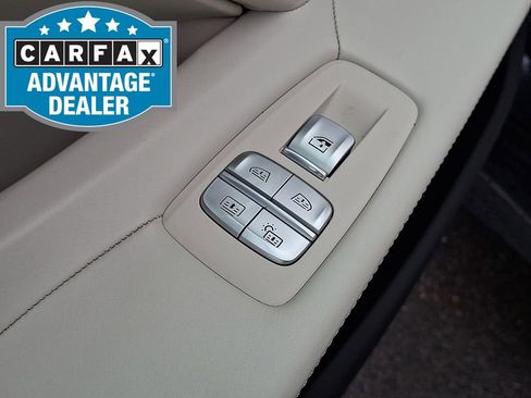 Used 2016 BMW 750i xDrive image 14