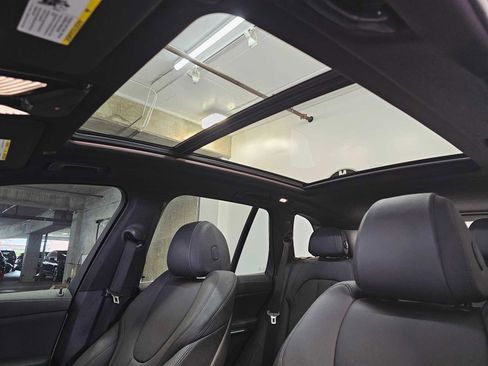 Used 2021 BMW X5 xDrive40i w/ Premium Package image 24