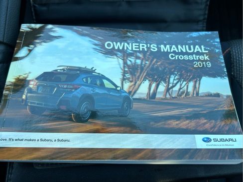 Used 2019 Subaru Crosstrek 2.0i Premium AWD/4WD image 18