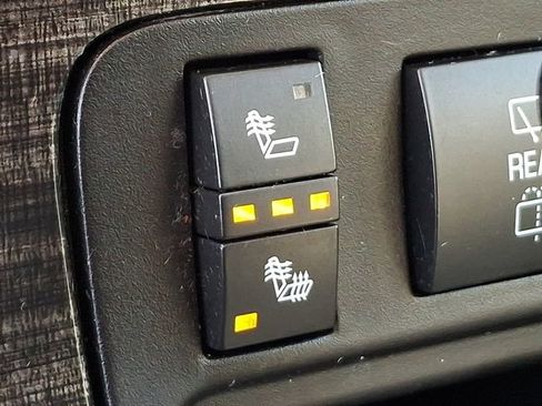 Used 2017 GMC Acadia Limited SLT image 27