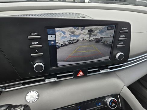 Used 2025 Hyundai Elantra Sport FWD image 10