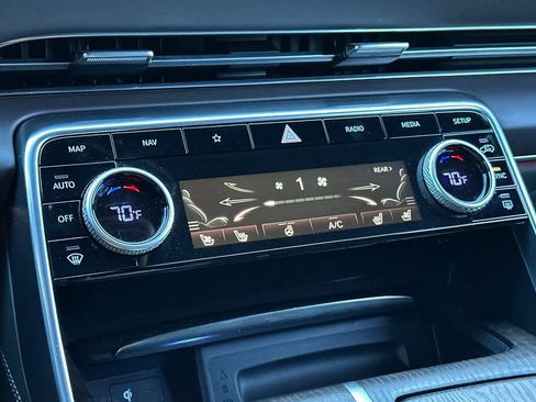 Used 2023 Genesis GV80 3.5T w/ Prestige Package image 20