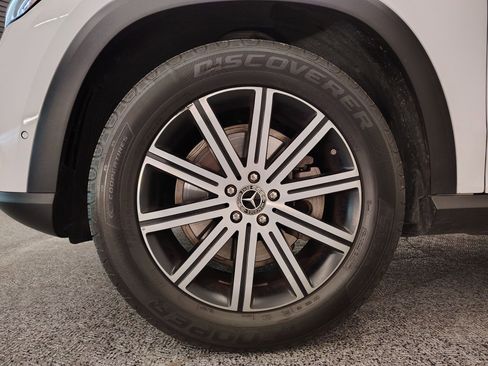 Used 2025 Mercedes-Benz GLE 350 4MATIC image 11