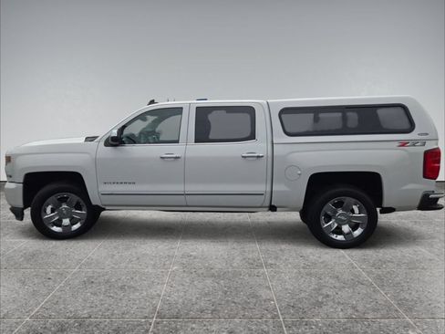 Used 2018 Chevrolet Silverado 1500 LTZ Z71 w/ LTZ Plus Package AWD/4WD image 4