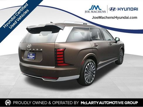 Certified 2026 Hyundai Palisade Calligraphy FWD image 9