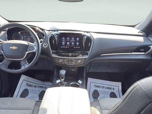 Used 2023 Chevrolet Traverse LT FWD image 15