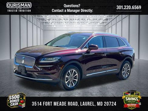 Used 2023 Lincoln Nautilus AWD w/ Premium Package image 2