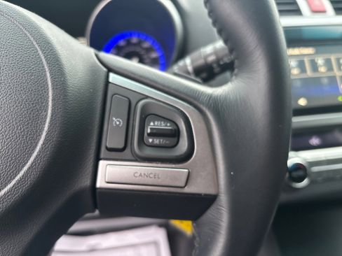 Used 2015 Subaru Outback 2.5i Premium image 19