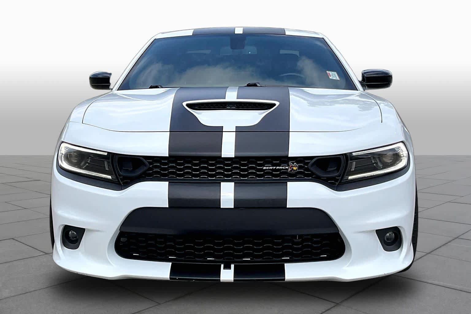 Used 2022 Dodge Charger Scat Pack w/ Dynamics Package RWD image 3