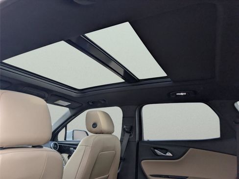 Used 2022 Chevrolet Blazer Premier image 28