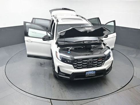 Used 2023 Honda Passport TrailSport image 51