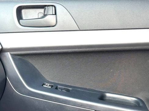 Used 2011 Mitsubishi Lancer ES FWD image 32