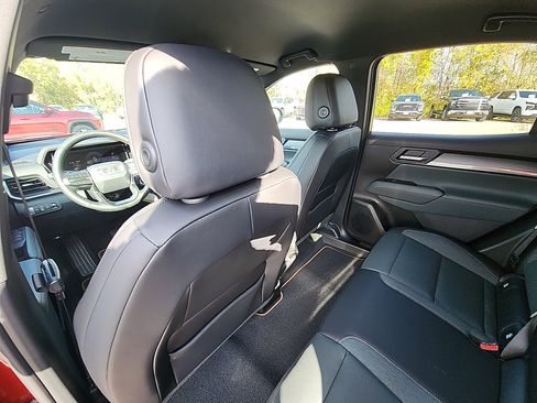 New 2026 GMC Terrain AT4 image 27