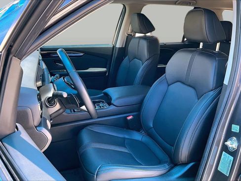 Used 2025 Honda Pilot EX-L image 8