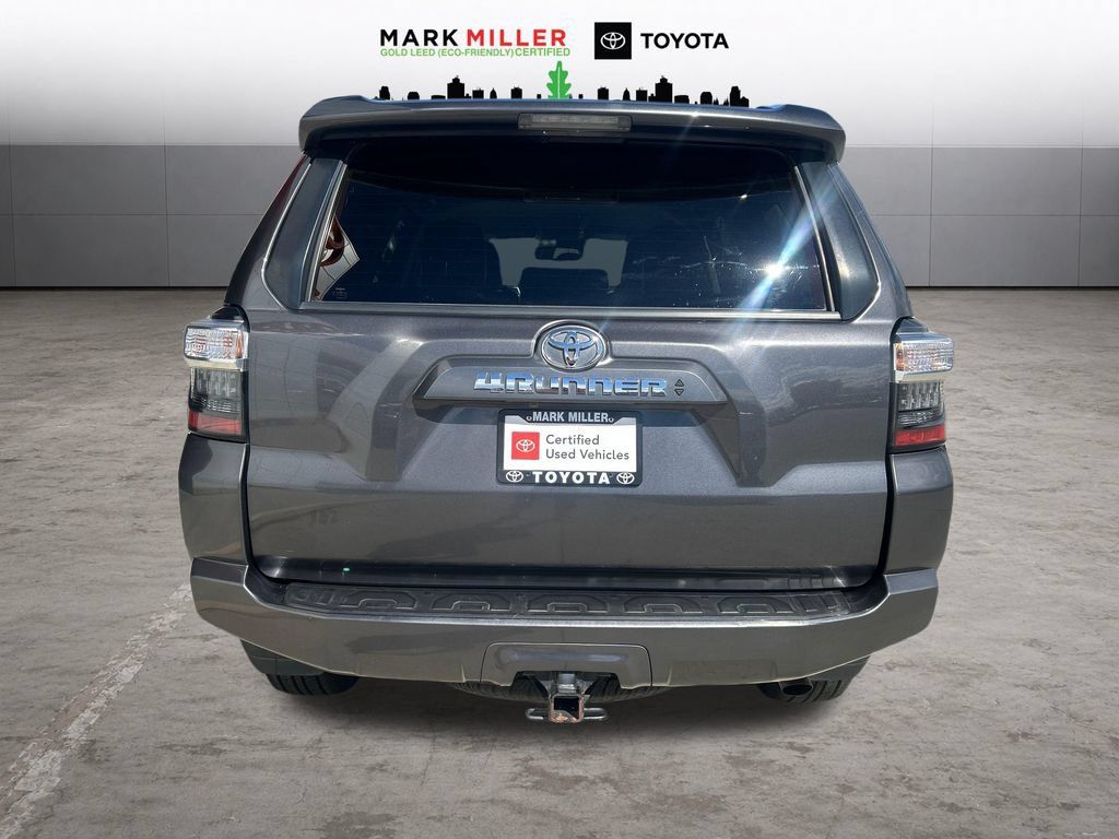 Certified 2020 Toyota 4Runner SR5 Premium AWD/4WD image 4