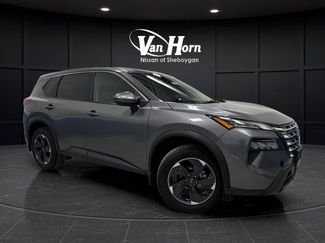 Used 2024 Nissan Rogue SV video 1