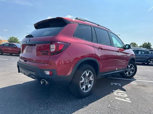 Used 2023 Honda Passport TrailSport image 12