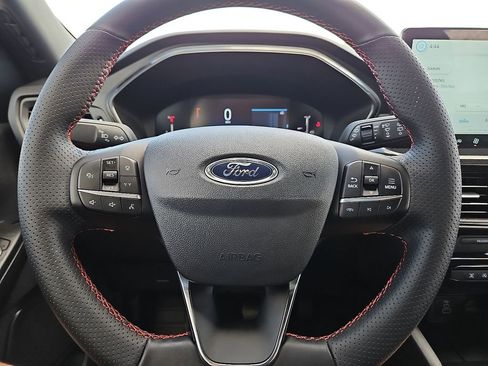 Used 2025 Ford Escape ST-Line w/ Tech Pack #1 FWD image 30