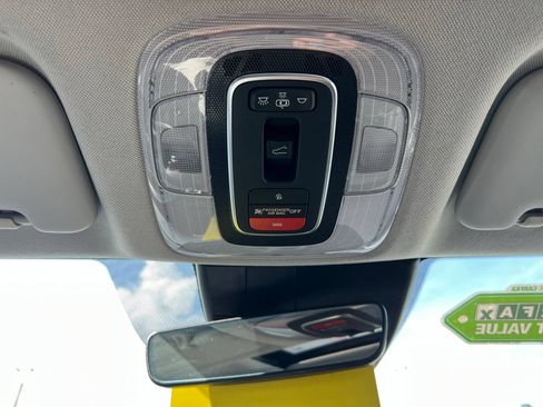 Used 2023 Hyundai Elantra Limited FWD image 33