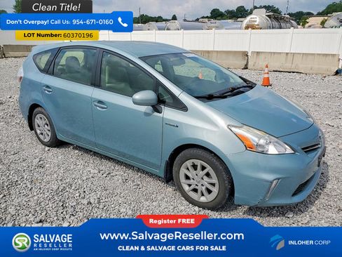 Used 2014 Toyota Prius V Three FWD image 5
